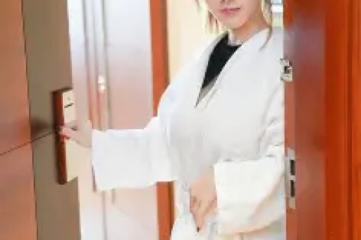 叩问优思益事件：“董宇辉们”的“红与黑”